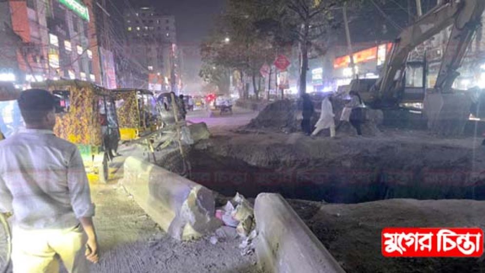 বিবি রোডের ড্রেন সংস্কার কাজে ধীরগতিতে দুর্ভোগে নগরবাসী